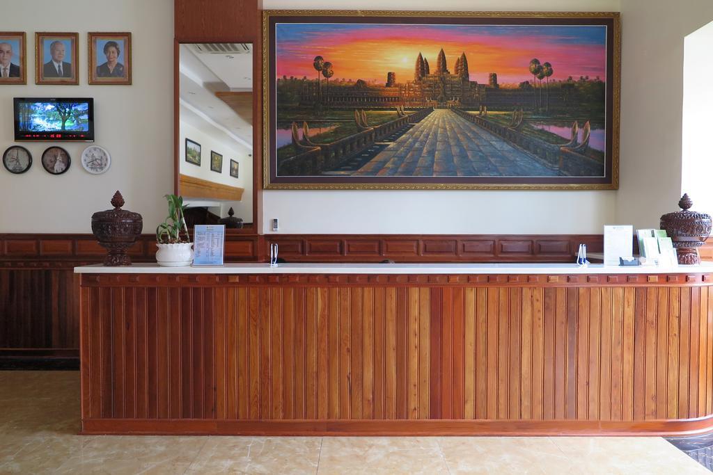 Huang Ting Hotel Пном Пен Екстериор снимка