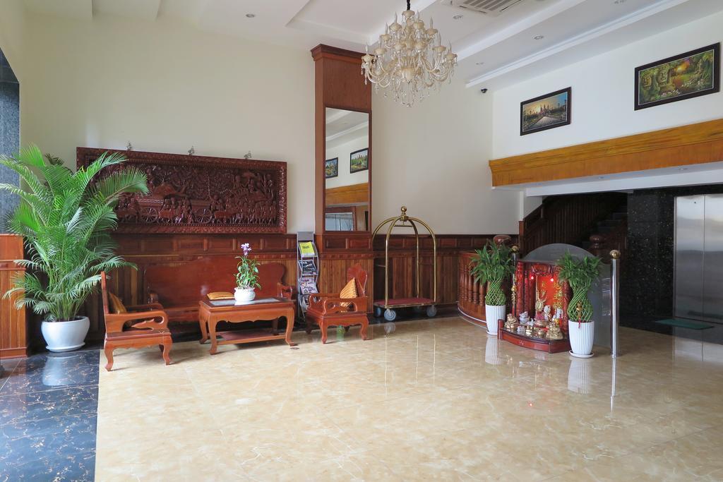 Huang Ting Hotel Пном Пен Екстериор снимка