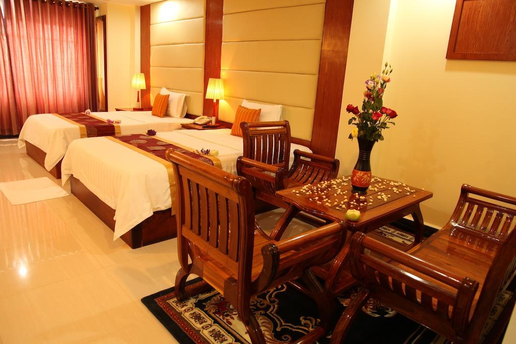 Huang Ting Hotel Пном Пен Екстериор снимка