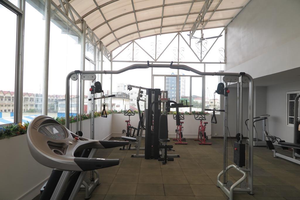 Huang Ting Hotel Пном Пен Екстериор снимка