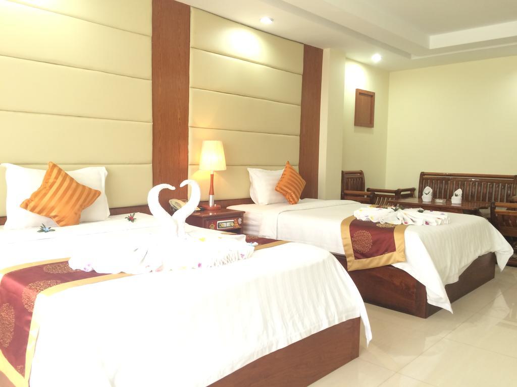 Huang Ting Hotel Пном Пен Екстериор снимка